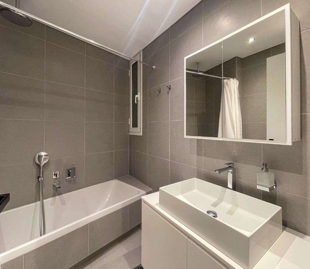 The Rockefeller 2Bed 2Bath Apt In Plaka Apartment Athens Exterior photo